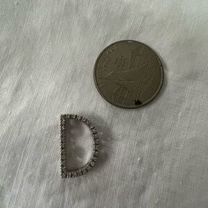 14kt white gold diamond “D” initial pendant (134-8)